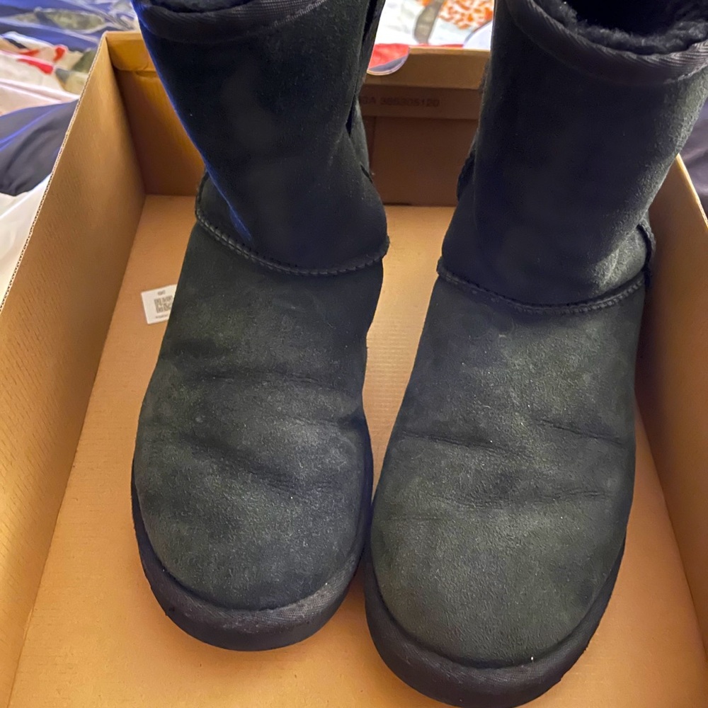UGG classic short boot